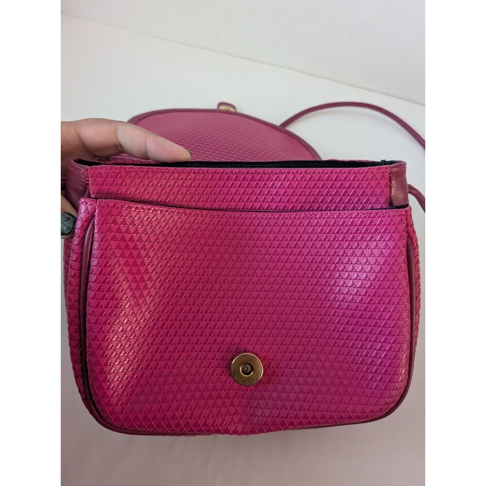 Vintage 1980's Liz Claiborne Fuchsia Pink Geometric Textured Crossbody Bag 1983 - Picture 7 of 14